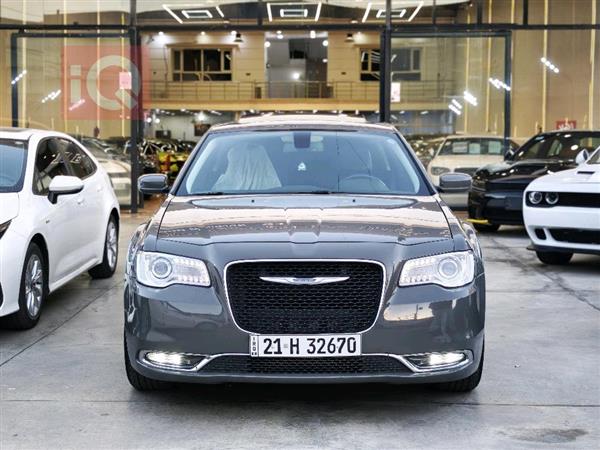 Chrysler 300 2018 for sale in Iraq - Erbil